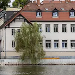Saale Mit Burgblick *